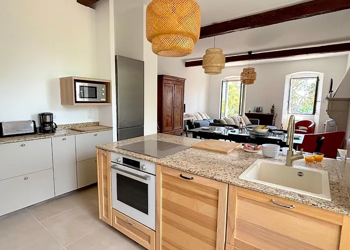 Vinosa * 阿勒里亚