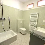 Vinosa *